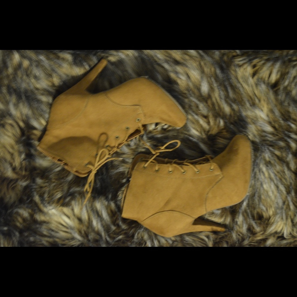 suede booties - Picture 4 of 6